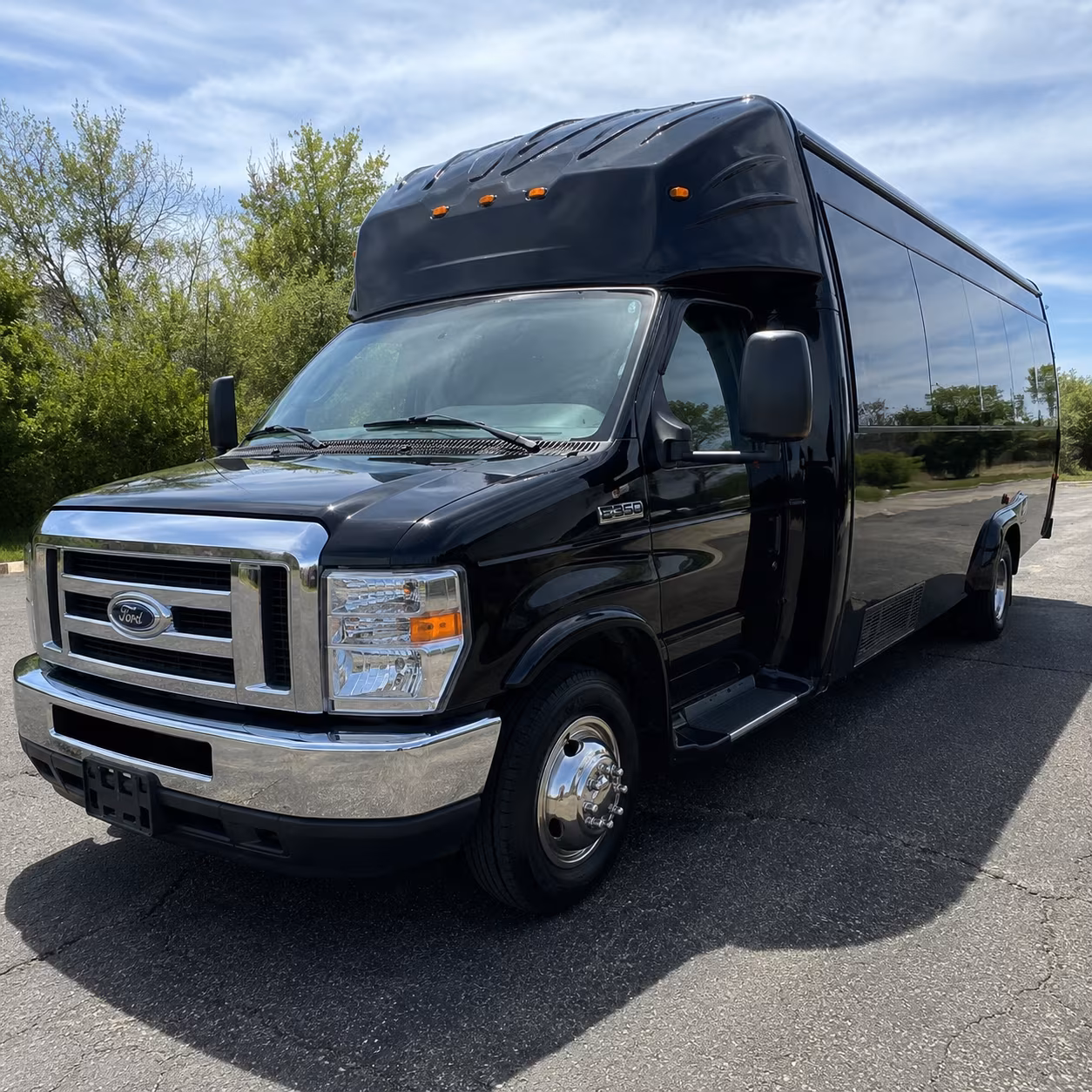 book a wine tour party bus to baja wine country from chula vista