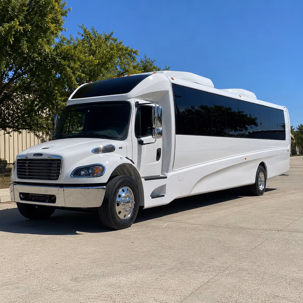 chula vista 18 passenger minibus