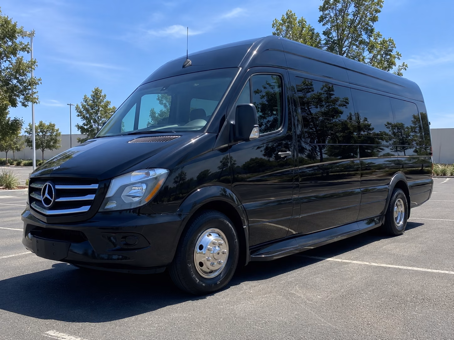 find and book transportation for your next corporate event 3